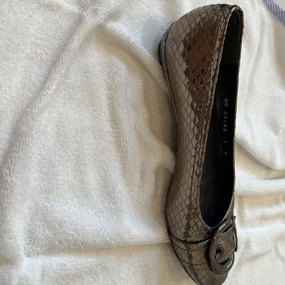 EUC Stuart Weitzman Buckle Flats - Picture 5 of 6